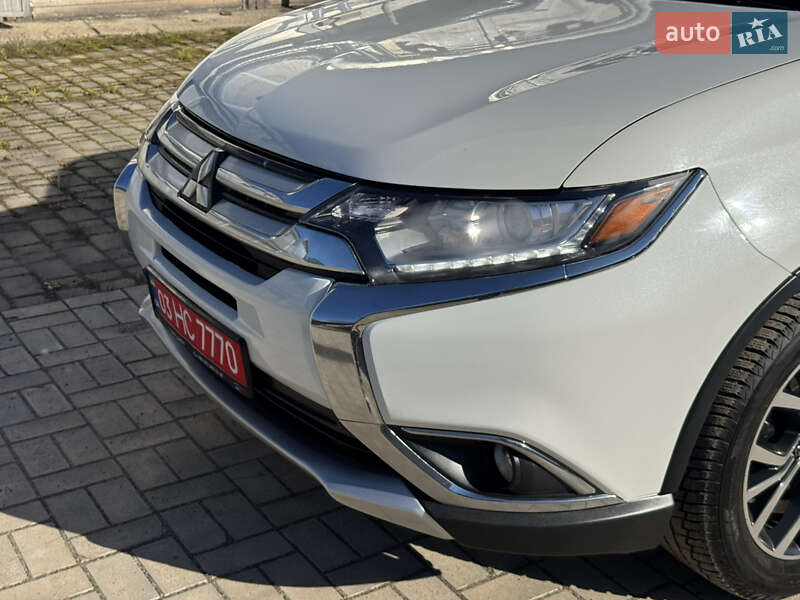 Внедорожник / Кроссовер Mitsubishi Outlander 2016 в Ковеле фото 20 Внедорожник / Кроссовер Mitsubishi Outlander 2016 в Ковеле