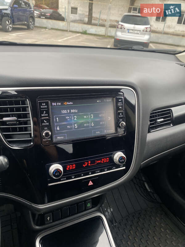 Внедорожник / Кроссовер Mitsubishi Outlander 2020 в Белой Церкви фото 15 Внедорожник / Кроссовер Mitsubishi Outlander 2020 в Белой Церкви