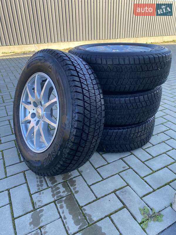 Позашляховик / Кросовер Mitsubishi Outlander 2014 в Луцьку