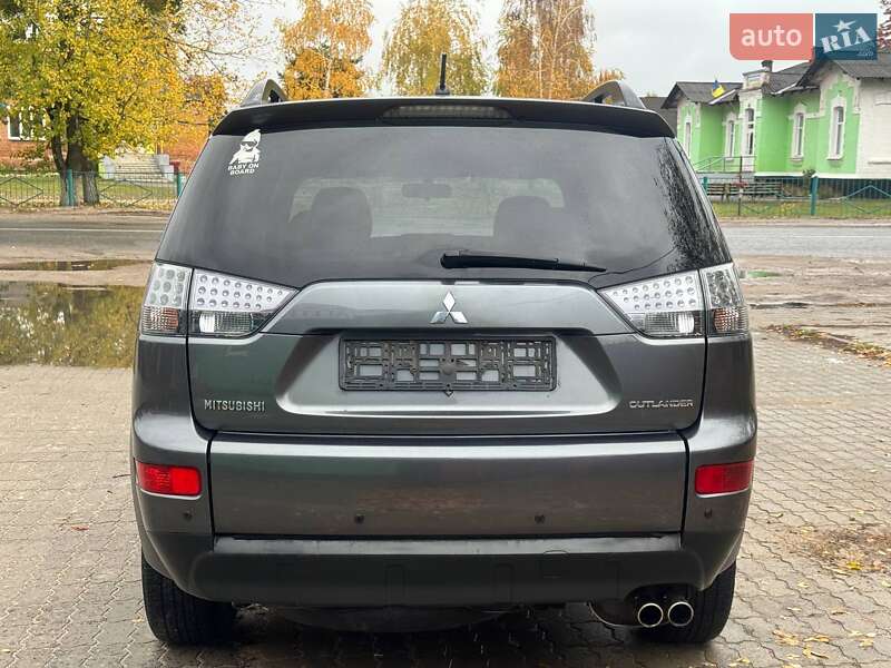 Позашляховик / Кросовер Mitsubishi Outlander 2008 в Охтирці