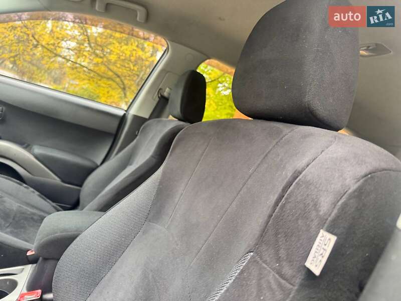 Позашляховик / Кросовер Mitsubishi Outlander 2008 в Охтирці