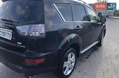 Позашляховик / Кросовер Mitsubishi Outlander 2009 в 