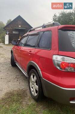Позашляховик / Кросовер Mitsubishi Outlander 2006 в  фото 7 Позашляховик / Кросовер Mitsubishi Outlander 2006 в