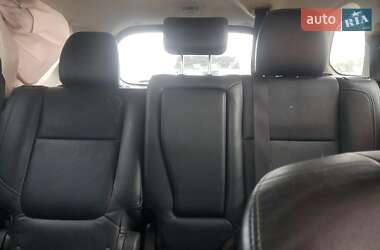 Внедорожник / Кроссовер Mitsubishi Outlander 2017 в 