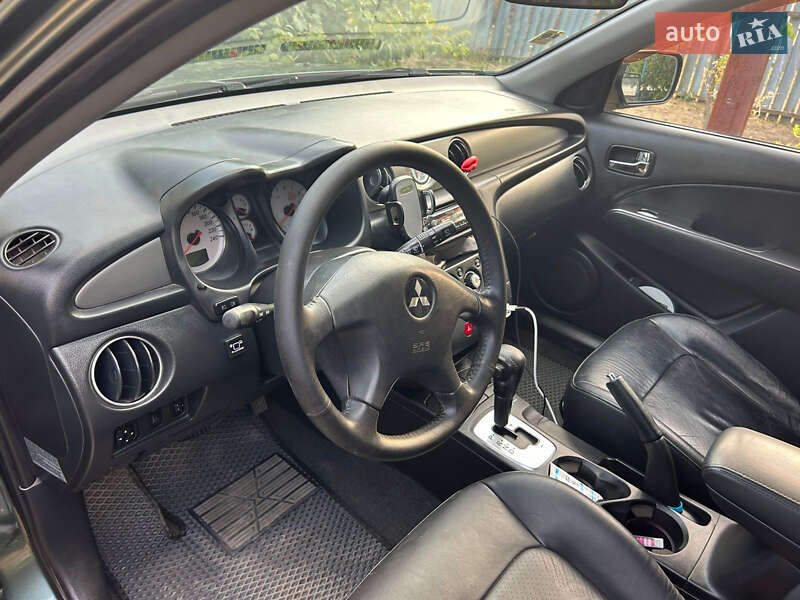 Внедорожник / Кроссовер Mitsubishi Outlander 2006 в Киеве фото 6 Внедорожник / Кроссовер Mitsubishi Outlander 2006 в Киеве