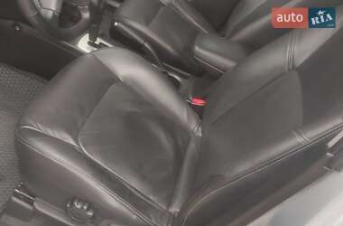 Внедорожник / Кроссовер Mitsubishi Outlander 2007 в 