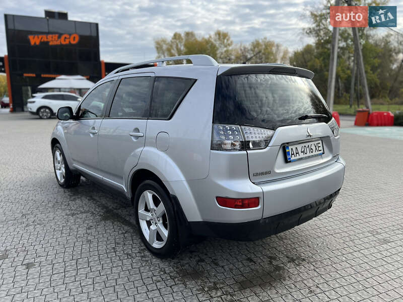 Позашляховик / Кросовер Mitsubishi Outlander 2007 в Полтаві фото 5 Позашляховик / Кросовер Mitsubishi Outlander 2007 в Полтаві