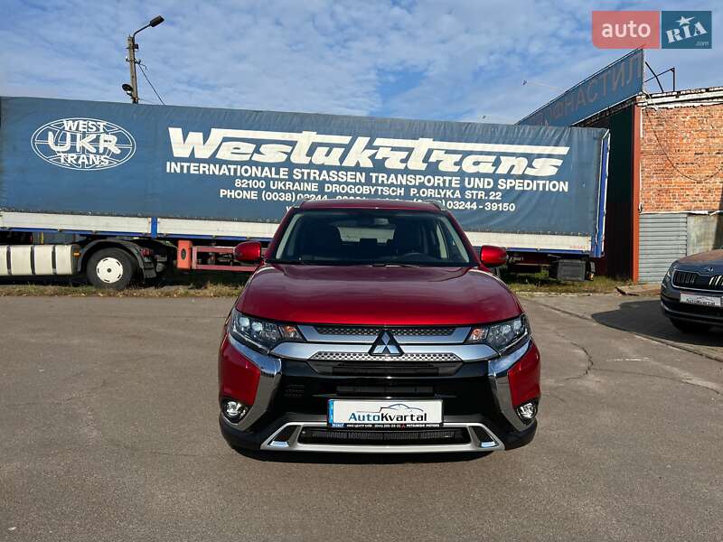 Позашляховик / Кросовер Mitsubishi Outlander 2021 в Чернігові фото 4 Позашляховик / Кросовер Mitsubishi Outlander 2021 в Чернігові