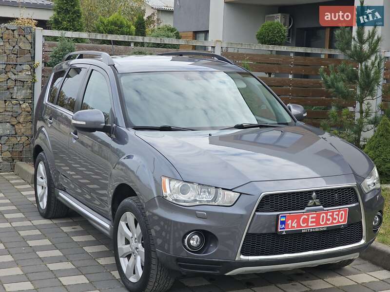 Позашляховик / Кросовер Mitsubishi Outlander 2011 в Стрию фото 22 Позашляховик / Кросовер Mitsubishi Outlander 2011 в Стрию