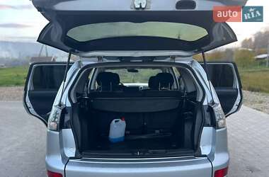 Позашляховик / Кросовер Mitsubishi Outlander 2007 в  фото 11 Позашляховик / Кросовер Mitsubishi Outlander 2007 в