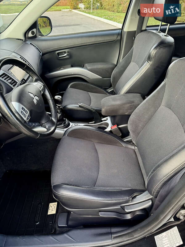 Внедорожник / Кроссовер Mitsubishi Outlander 2012 в Полтаве фото 16 Внедорожник / Кроссовер Mitsubishi Outlander 2012 в Полтаве