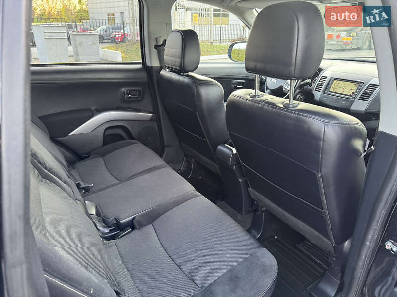 Внедорожник / Кроссовер Mitsubishi Outlander 2012 в Полтаве фото 36 Внедорожник / Кроссовер Mitsubishi Outlander 2012 в Полтаве