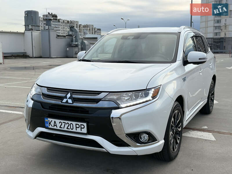 Позашляховик / Кросовер Mitsubishi Outlander 2018 в Києві фото 17 Позашляховик / Кросовер Mitsubishi Outlander 2018 в Києві