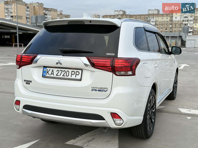 Позашляховик / Кросовер Mitsubishi Outlander 2018 в Києві фото 24 Позашляховик / Кросовер Mitsubishi Outlander 2018 в Києві