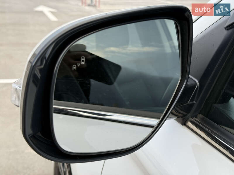 Позашляховик / Кросовер Mitsubishi Outlander 2018 в Києві фото 41 Позашляховик / Кросовер Mitsubishi Outlander 2018 в Києві