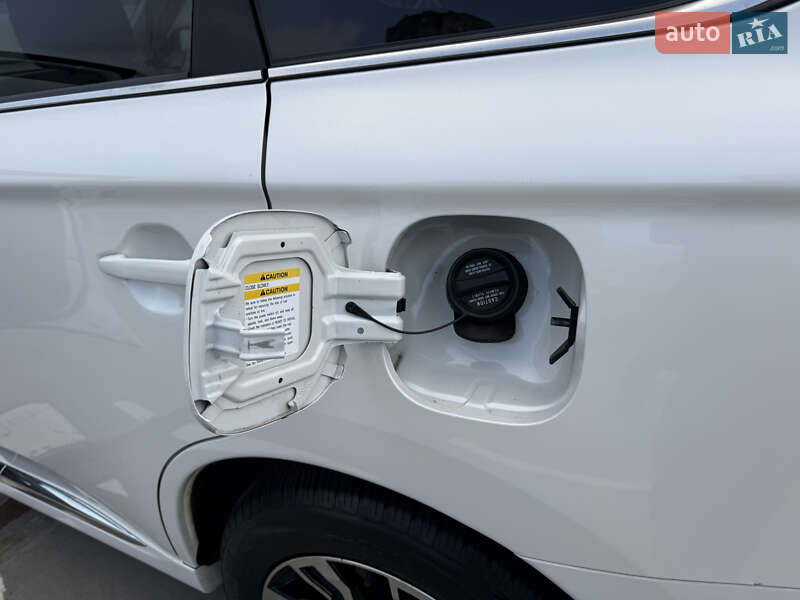 Позашляховик / Кросовер Mitsubishi Outlander 2018 в Києві фото 44 Позашляховик / Кросовер Mitsubishi Outlander 2018 в Києві