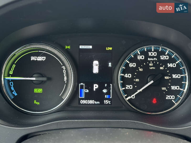 Позашляховик / Кросовер Mitsubishi Outlander 2018 в Києві фото 55 Позашляховик / Кросовер Mitsubishi Outlander 2018 в Києві