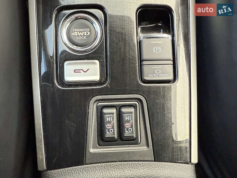 Позашляховик / Кросовер Mitsubishi Outlander 2018 в Києві фото 65 Позашляховик / Кросовер Mitsubishi Outlander 2018 в Києві