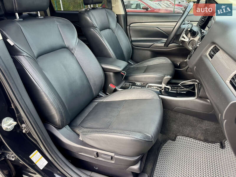 Позашляховик / Кросовер Mitsubishi Outlander 2018 в Києві фото 27 Позашляховик / Кросовер Mitsubishi Outlander 2018 в Києві
