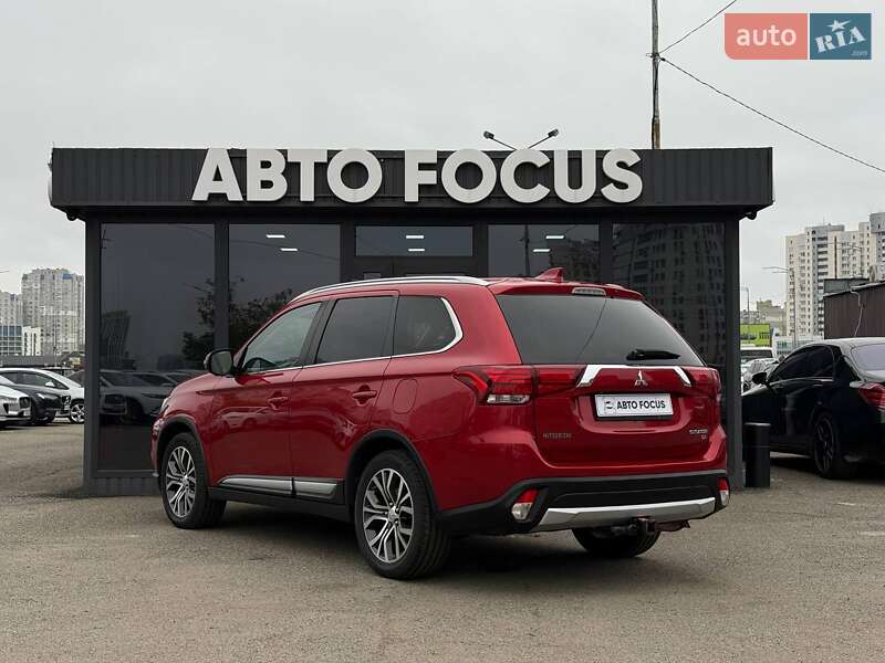 Позашляховик / Кросовер Mitsubishi Outlander 2016 в Києві фото 7 Позашляховик / Кросовер Mitsubishi Outlander 2016 в Києві