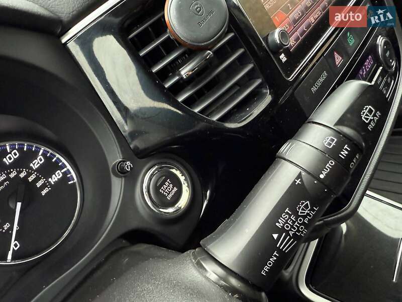 Позашляховик / Кросовер Mitsubishi Outlander 2016 в Києві фото 27 Позашляховик / Кросовер Mitsubishi Outlander 2016 в Києві