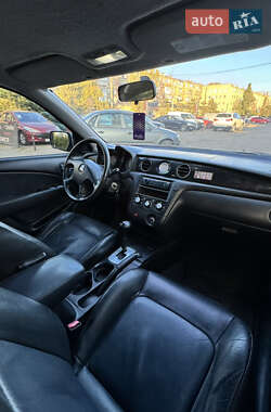 Внедорожник / Кроссовер Mitsubishi Outlander 2004 в  фото 26 Внедорожник / Кроссовер Mitsubishi Outlander 2004 в