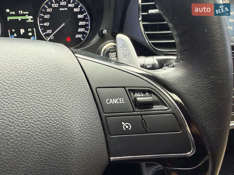 Позашляховик / Кросовер Mitsubishi Outlander 2015 в Києві фото 42 Позашляховик / Кросовер Mitsubishi Outlander 2015 в Києві