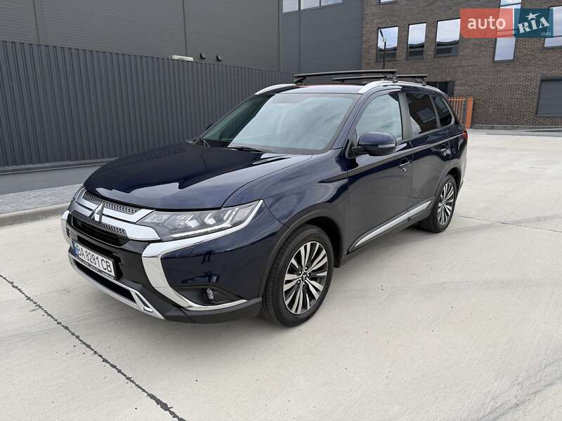 Позашляховик / Кросовер Mitsubishi Outlander 2021 в Кропивницькому фото 4 Позашляховик / Кросовер Mitsubishi Outlander 2021 в Кропивницькому