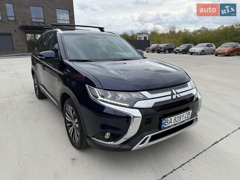 Позашляховик / Кросовер Mitsubishi Outlander 2021 в Кропивницькому фото 13 Позашляховик / Кросовер Mitsubishi Outlander 2021 в Кропивницькому