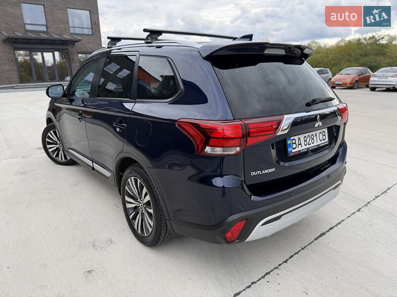 Позашляховик / Кросовер Mitsubishi Outlander 2021 в Кропивницькому фото 18 Позашляховик / Кросовер Mitsubishi Outlander 2021 в Кропивницькому