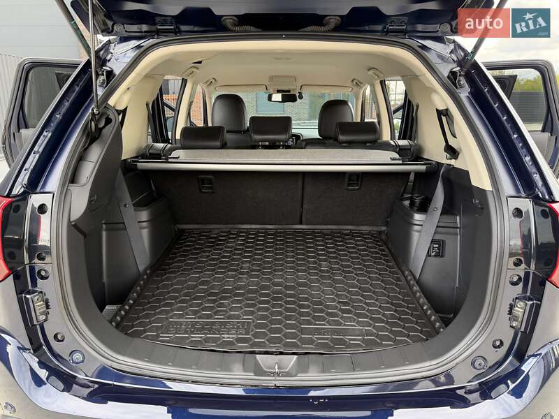 Позашляховик / Кросовер Mitsubishi Outlander 2021 в Кропивницькому фото 47 Позашляховик / Кросовер Mitsubishi Outlander 2021 в Кропивницькому