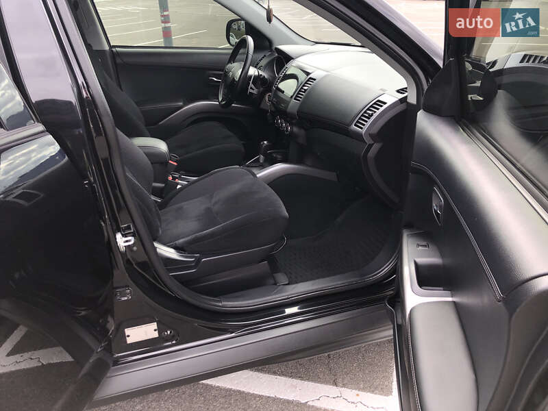 Внедорожник / Кроссовер Mitsubishi Outlander 2012 в Виннице фото 25 Внедорожник / Кроссовер Mitsubishi Outlander 2012 в Виннице