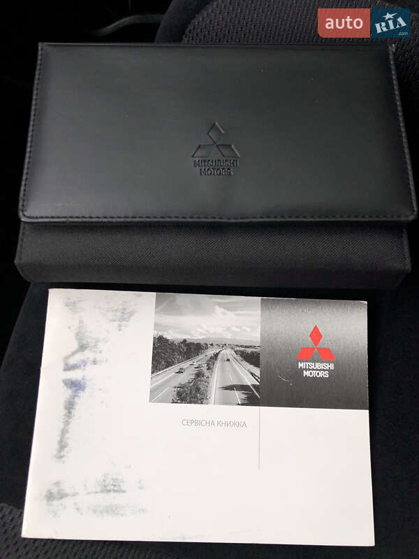 Внедорожник / Кроссовер Mitsubishi Outlander 2012 в Виннице фото 34 Внедорожник / Кроссовер Mitsubishi Outlander 2012 в Виннице