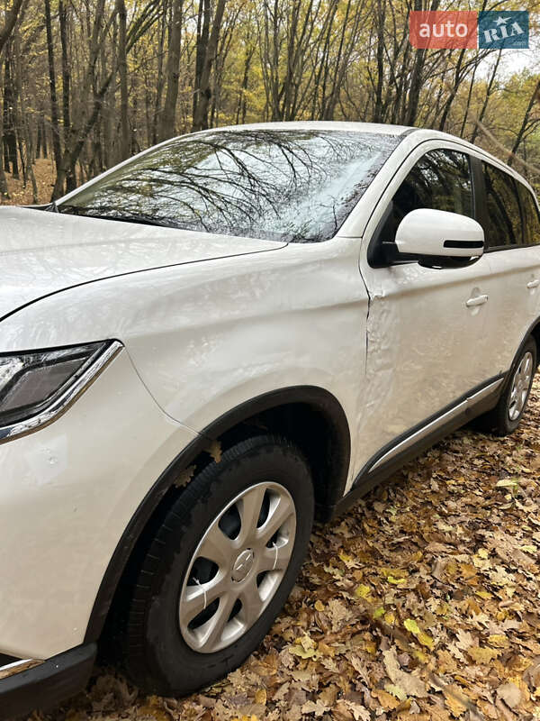 Внедорожник / Кроссовер Mitsubishi Outlander 2020 в Чернигове фото 22 Внедорожник / Кроссовер Mitsubishi Outlander 2020 в Чернигове