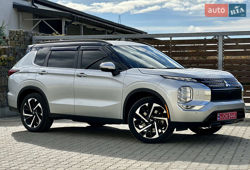 Позашляховик / Кросовер Mitsubishi Outlander 2022 в Стрию фото 14 Позашляховик / Кросовер Mitsubishi Outlander 2022 в Стрию