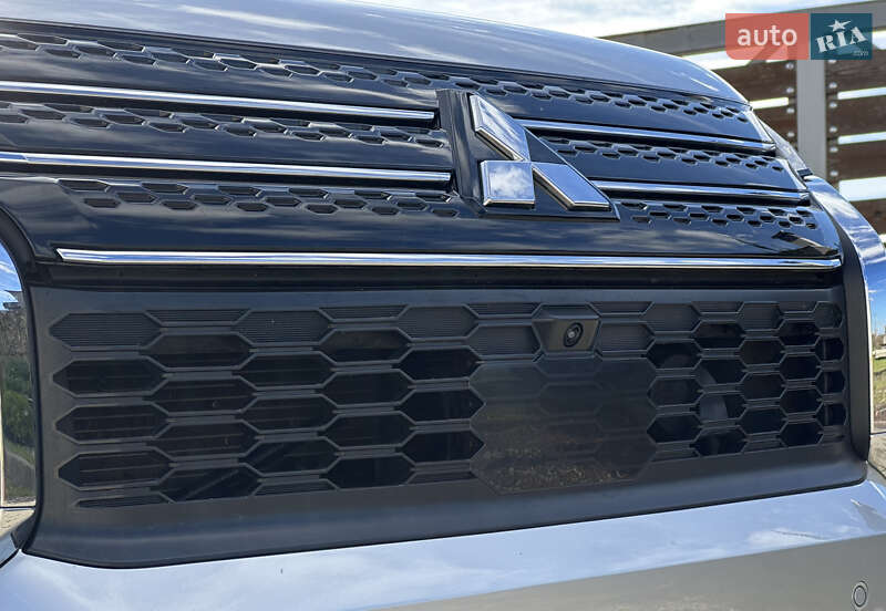 Позашляховик / Кросовер Mitsubishi Outlander 2022 в Стрию фото 22 Позашляховик / Кросовер Mitsubishi Outlander 2022 в Стрию