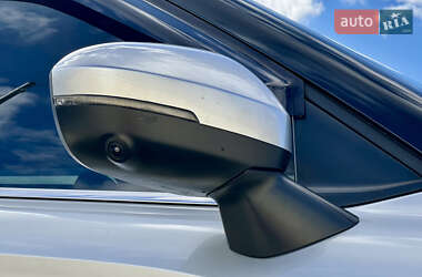 Позашляховик / Кросовер Mitsubishi Outlander 2022 в  фото 25 Позашляховик / Кросовер Mitsubishi Outlander 2022 в