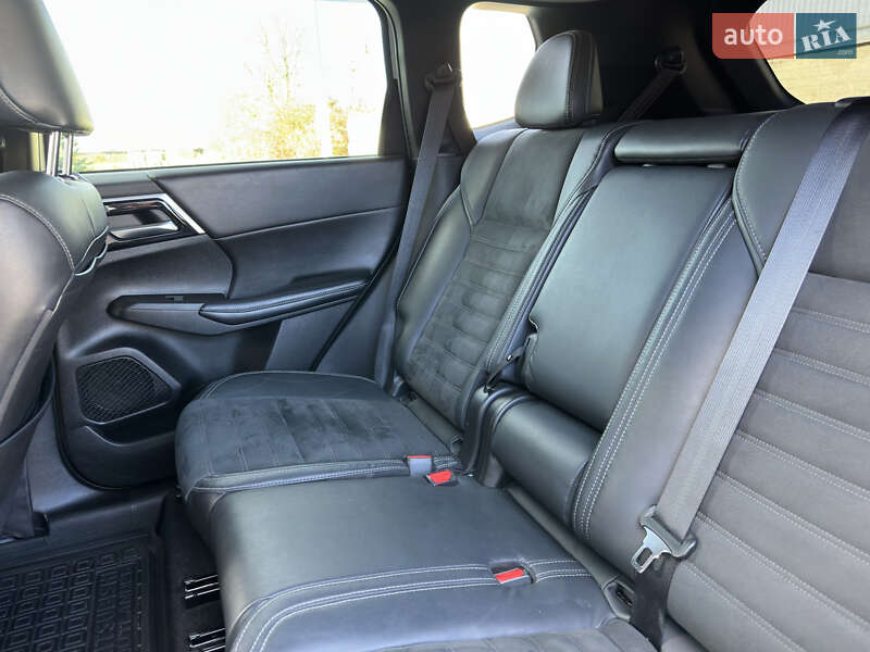 Позашляховик / Кросовер Mitsubishi Outlander 2022 в Стрию фото 80 Позашляховик / Кросовер Mitsubishi Outlander 2022 в Стрию