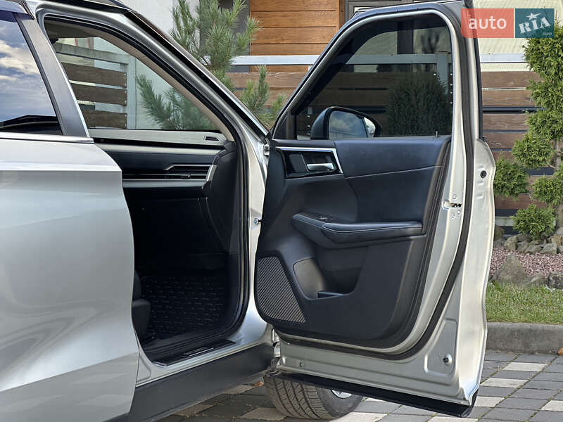 Позашляховик / Кросовер Mitsubishi Outlander 2022 в Стрию фото 86 Позашляховик / Кросовер Mitsubishi Outlander 2022 в Стрию