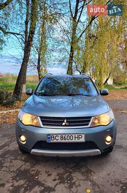 Внедорожник / Кроссовер Mitsubishi Outlander 2008 в 