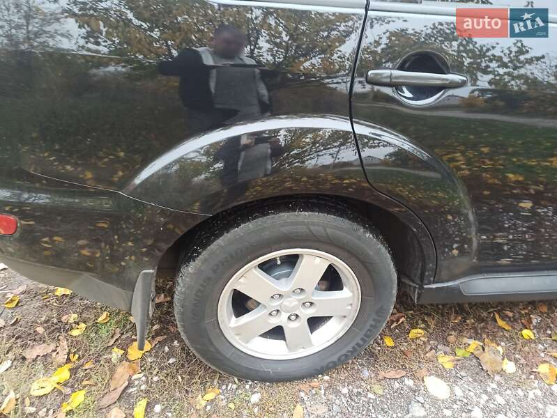 Внедорожник / Кроссовер Mitsubishi Outlander 2010 в Каменском фото 10 Внедорожник / Кроссовер Mitsubishi Outlander 2010 в Каменском