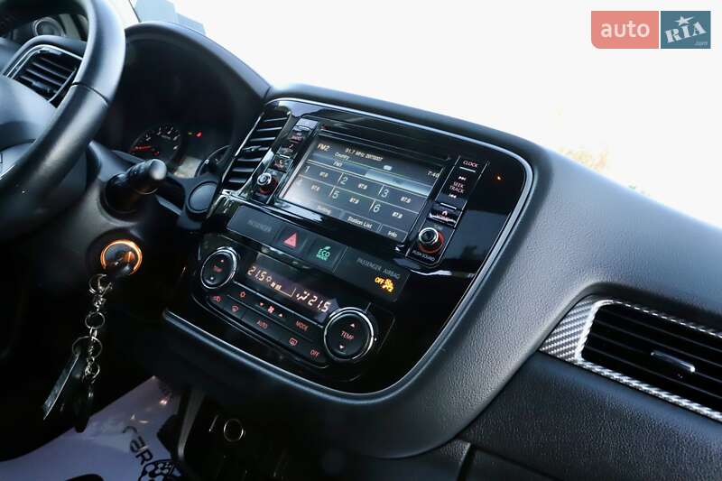 Внедорожник / Кроссовер Mitsubishi Outlander 2018 в Дрогобыче фото 53 Внедорожник / Кроссовер Mitsubishi Outlander 2018 в Дрогобыче