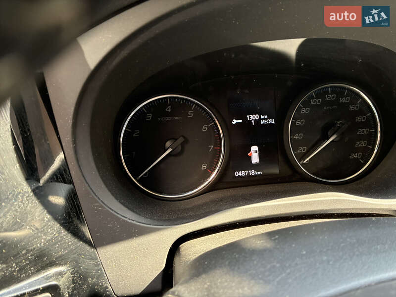 Позашляховик / Кросовер Mitsubishi Outlander 2020 в Тернополі