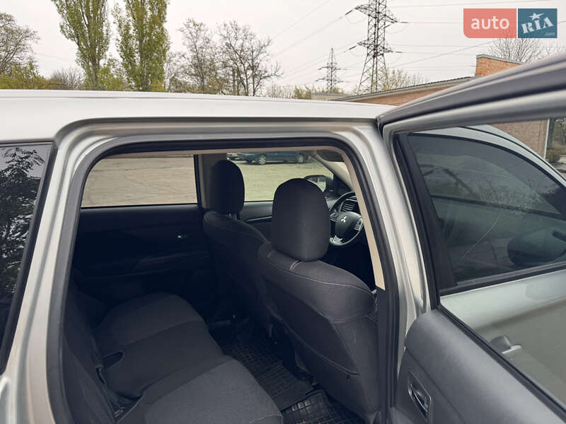 Позашляховик / Кросовер Mitsubishi Outlander 2020 в Кропивницькому фото 7 Позашляховик / Кросовер Mitsubishi Outlander 2020 в Кропивницькому
