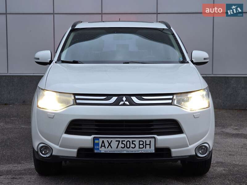 Позашляховик / Кросовер Mitsubishi Outlander 2013 в Харкові фото 2 Позашляховик / Кросовер Mitsubishi Outlander 2013 в Харкові
