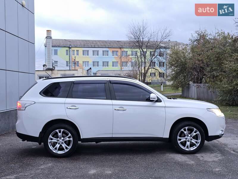 Позашляховик / Кросовер Mitsubishi Outlander 2013 в Харкові фото 8 Позашляховик / Кросовер Mitsubishi Outlander 2013 в Харкові