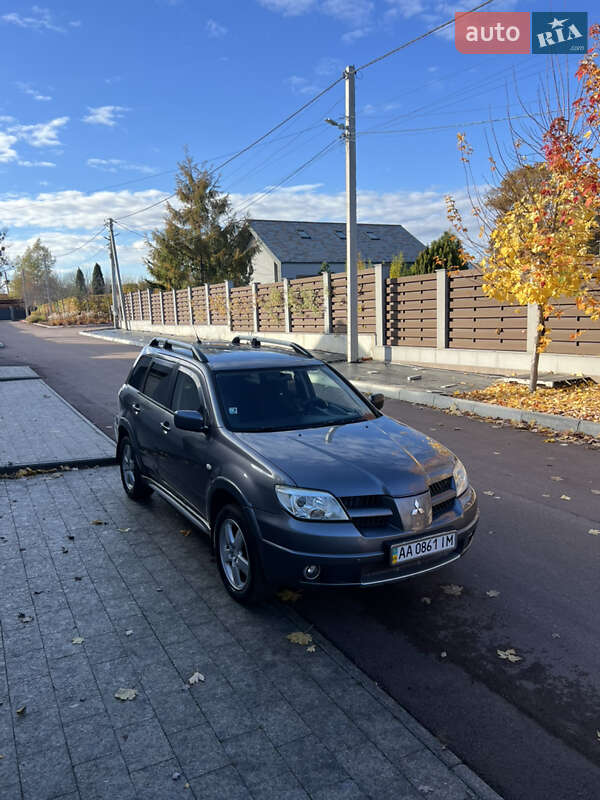 Внедорожник / Кроссовер Mitsubishi Outlander 2007 в Киеве фото Внедорожник / Кроссовер Mitsubishi Outlander 2007 в Киеве