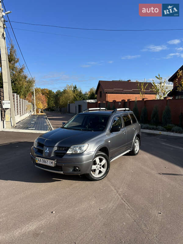 Внедорожник / Кроссовер Mitsubishi Outlander 2007 в Киеве фото 18 Внедорожник / Кроссовер Mitsubishi Outlander 2007 в Киеве
