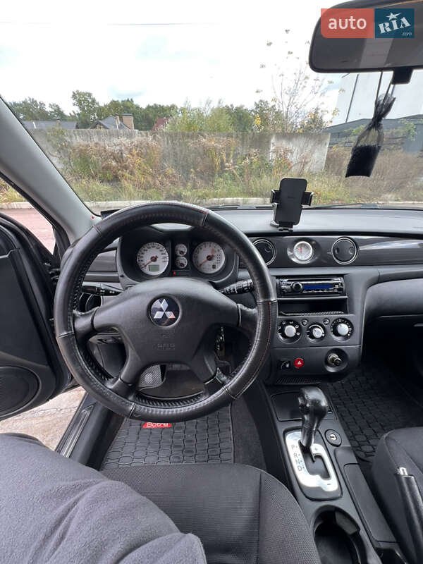 Внедорожник / Кроссовер Mitsubishi Outlander 2007 в Киеве фото 26 Внедорожник / Кроссовер Mitsubishi Outlander 2007 в Киеве