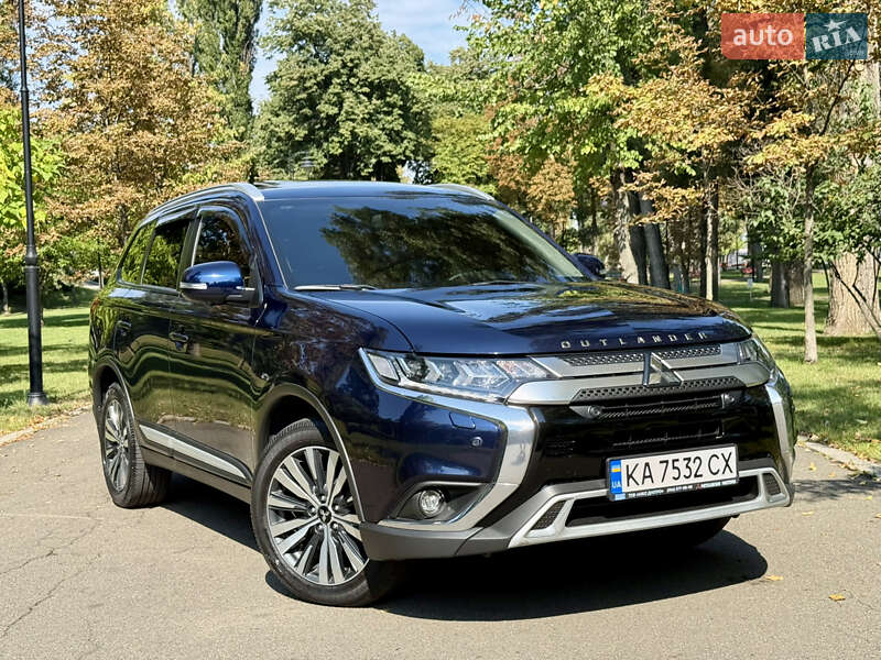 Внедорожник / Кроссовер Mitsubishi Outlander 2021 в Киеве фото Внедорожник / Кроссовер Mitsubishi Outlander 2021 в Киеве